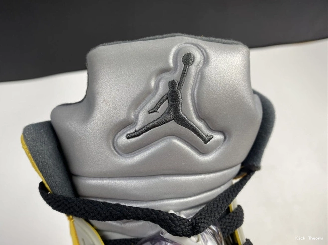 Kick Theory Jordan Tokyo Retro 5 454783-701 Air T23 0711
